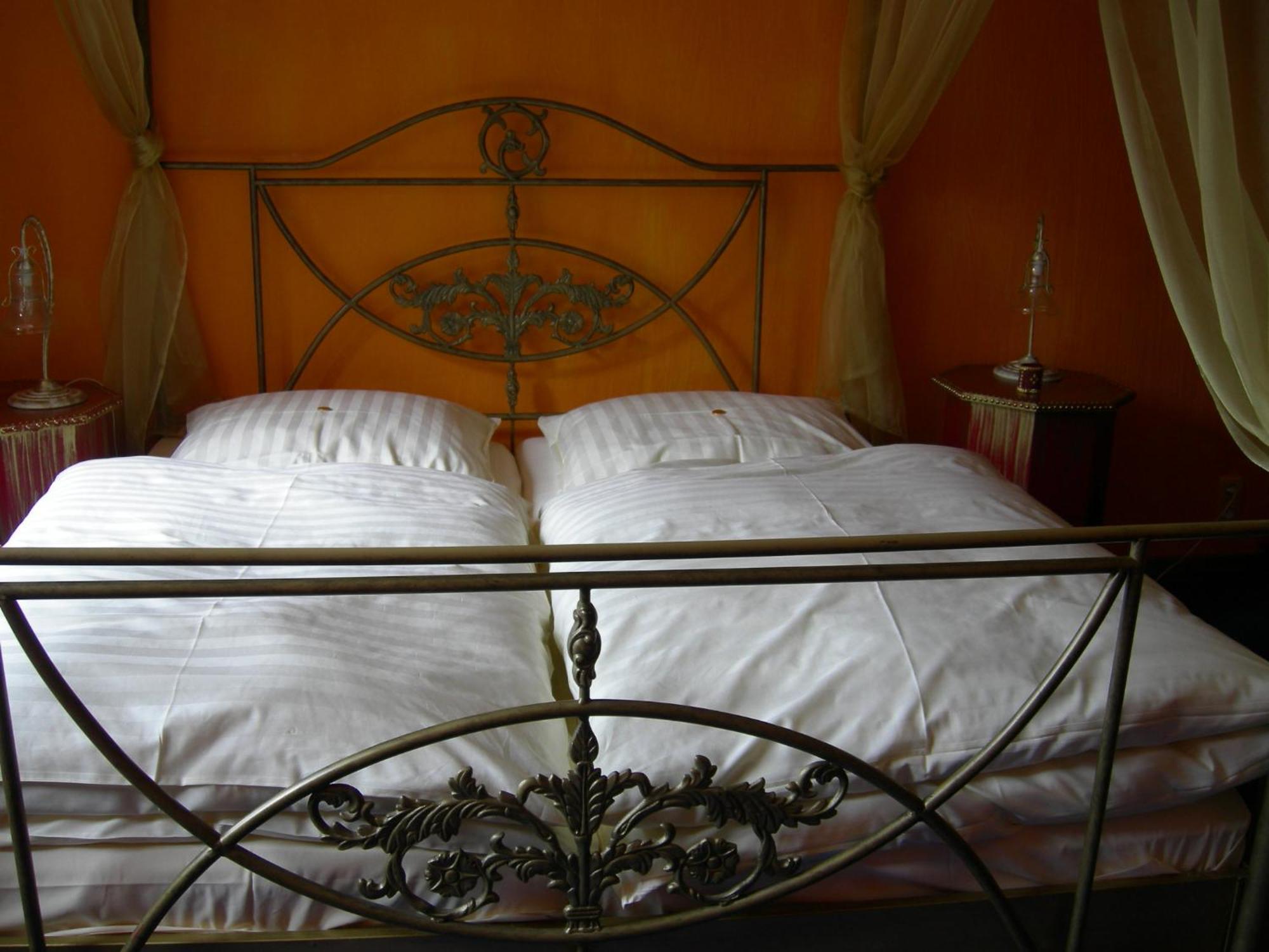 Hotel Goldflair Am Rathaus Korbach Eksteriør bilde